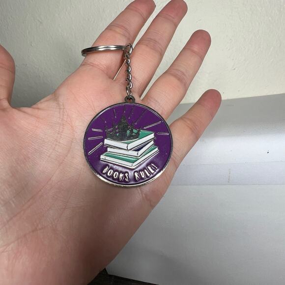 Books Rule! Keychain - Circular Pendant Stack of Books Crown - Picture 10 of 10